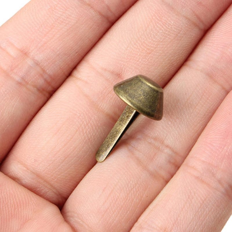4st Antika Hinkar Fot Nail Spikes Brads Bagageväska Resväska Ail Dekoration Nagelfot