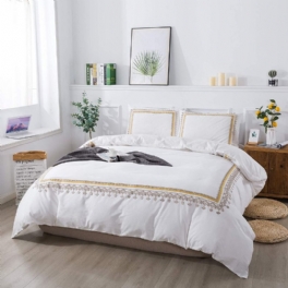 Lyxigt Vitt Bäddset 3st Royal Style Påslakanset Med Guld Och Tofsdesign