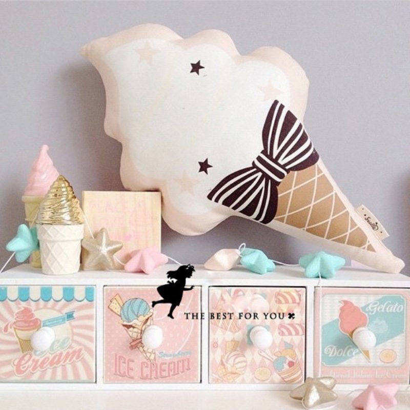 Söt Squishy Ice Cream Bowknot Slängkudde Bomullstyg Soffa Bilsäng Kudde Heminredning
