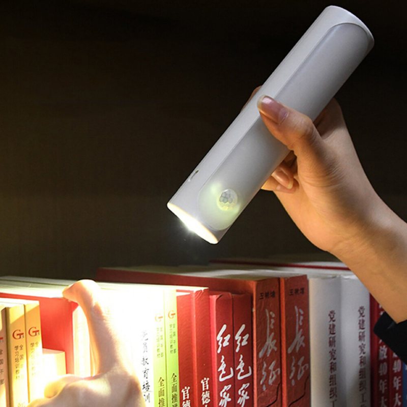 2 I 1 Led-nattlampa Ficklampa Usb-laddning Trådlös Garderob Skåpljus Rörelsesensor Automatisk Öppning Dimbar För Sovrumstrappa Rumsgångsbelysning