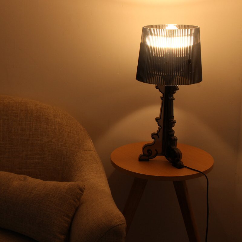 Bordslampa Skrivbordslampa Lampa För Sovrum Nattlampa Solid Kreativ Födelsedagspresent Nattljusdekoration