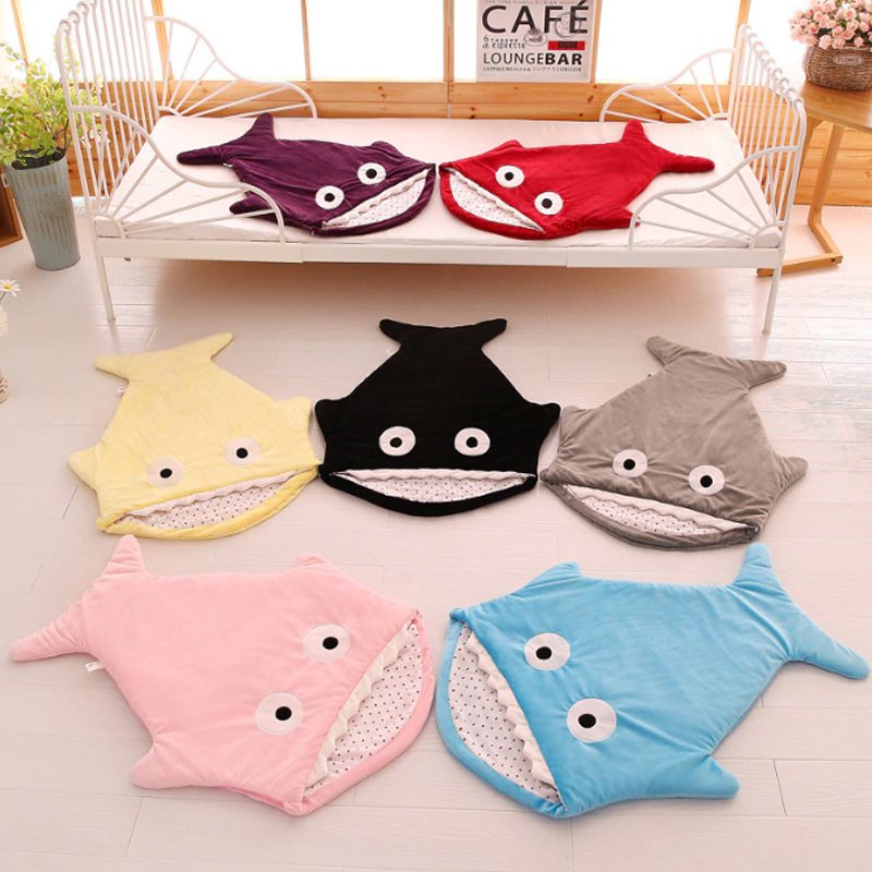 Baby Shark Filt Sovsäck